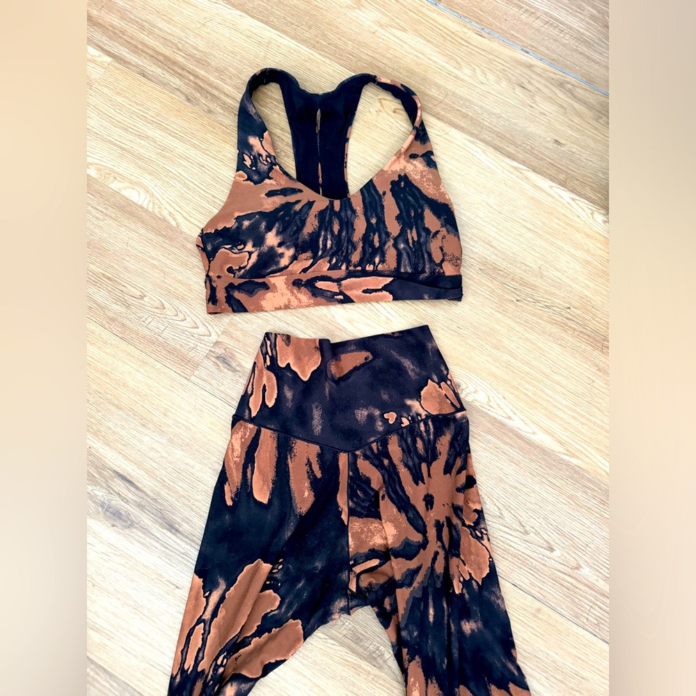 Aerie workout set never worn